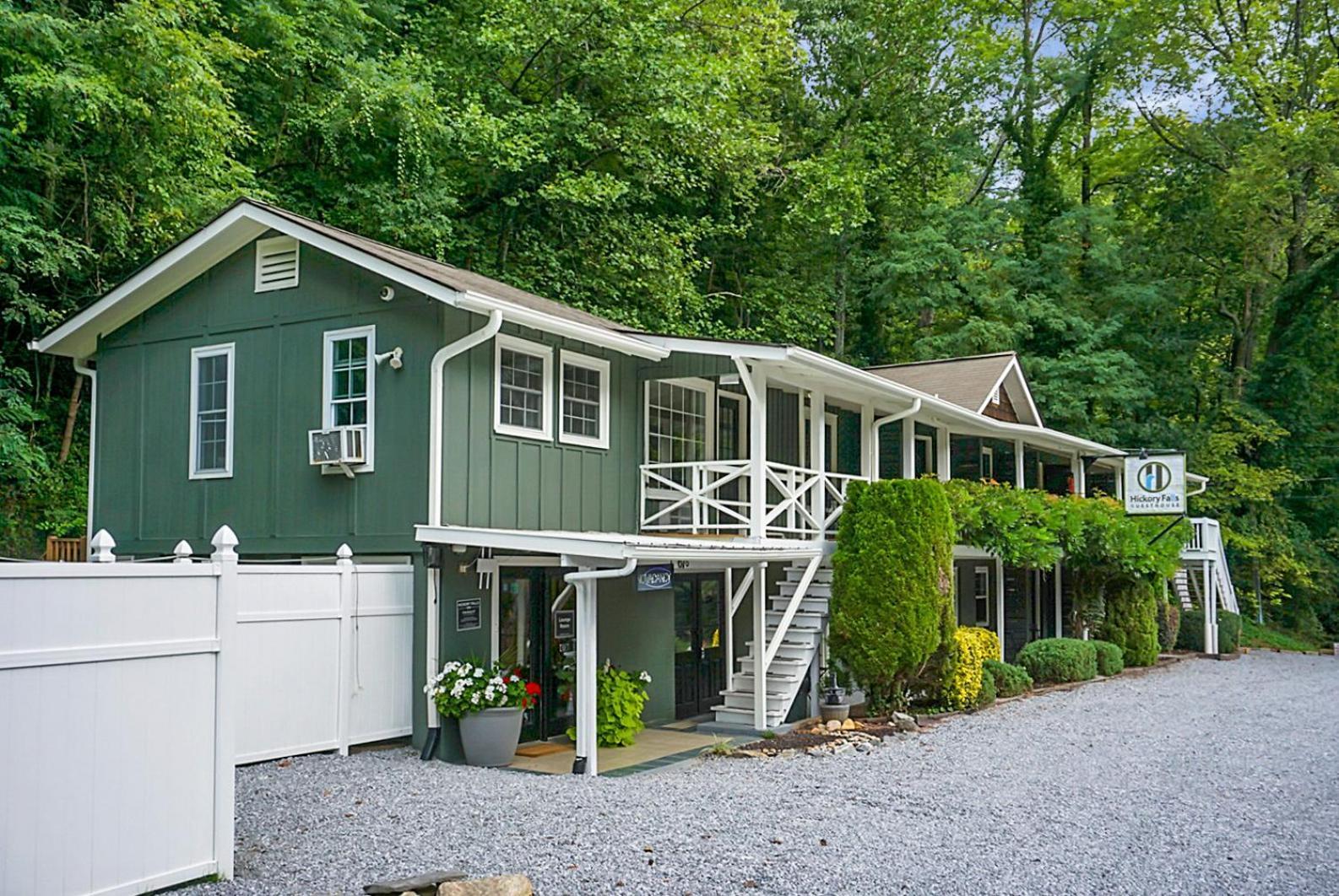 Hickory Falls Inn Chimney Rock Bagian luar foto