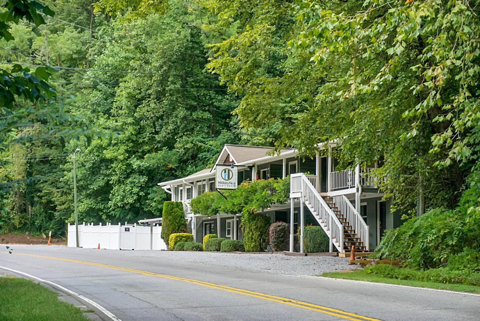 Hickory Falls Inn Chimney Rock Bagian luar foto